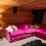 木屋 Khione